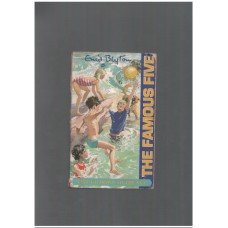 Five Go Down to the Sea (Famous Five #12)